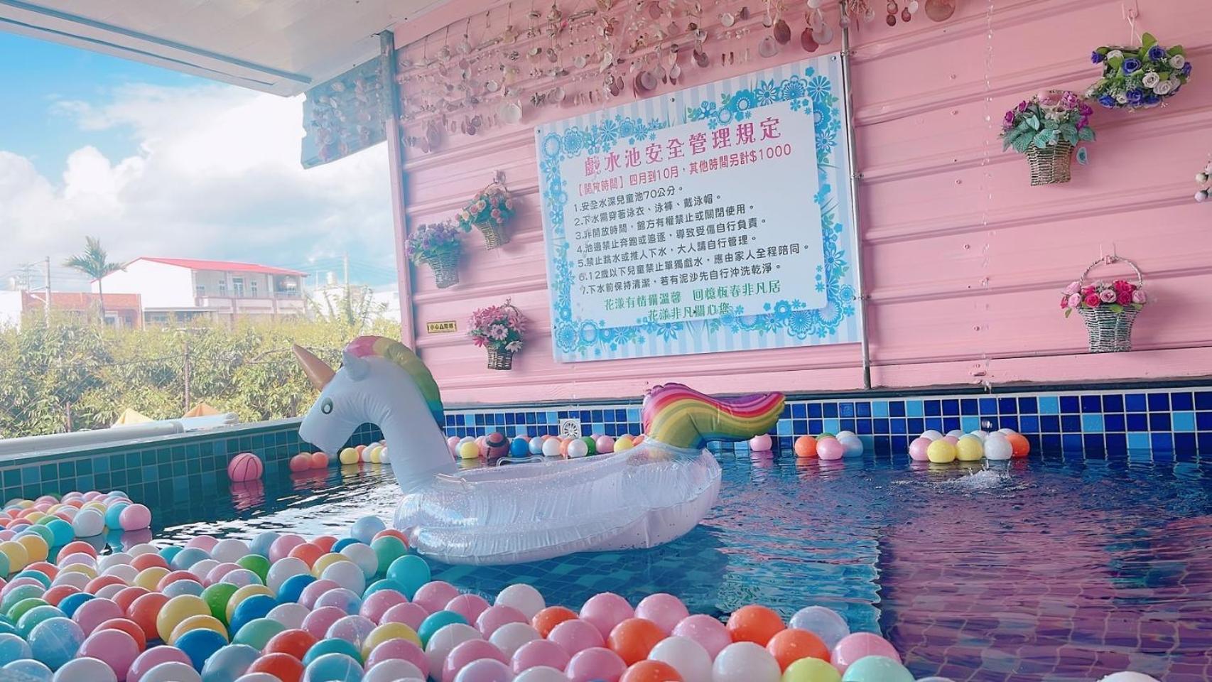 Splendid Flora B&B Hengchun South Gate Exterior photo