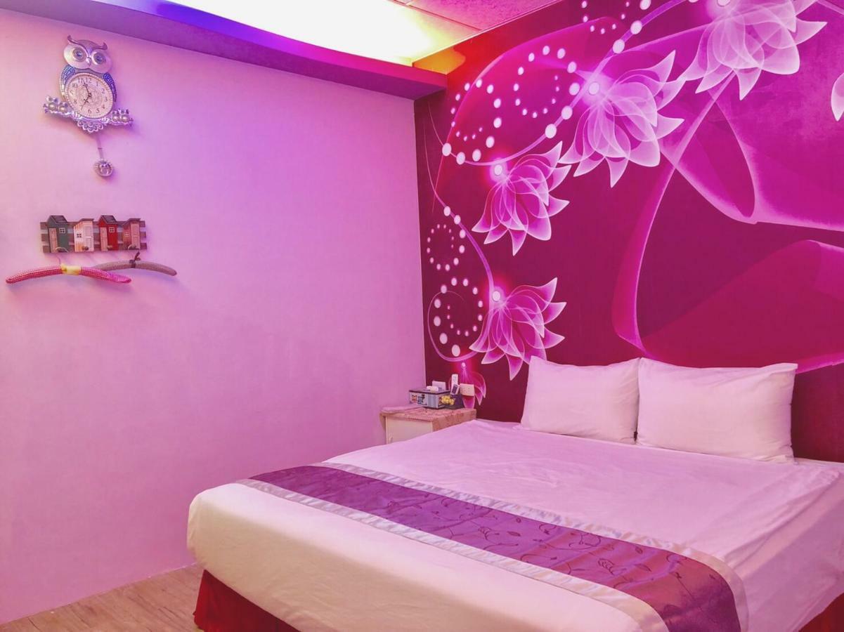 Splendid Flora B&B Hengchun South Gate Exterior photo